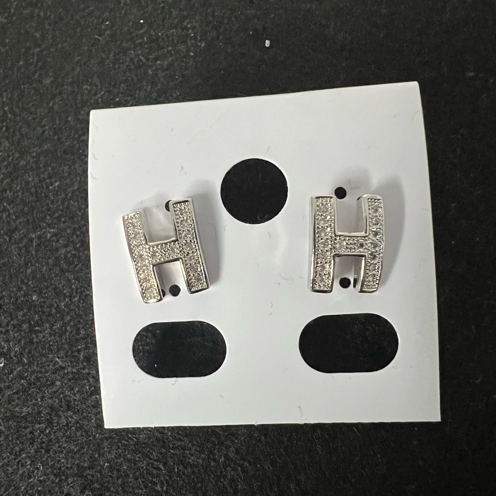 Micro Paved Silver Letter H Stud Earrings New - Picture 2 of 7